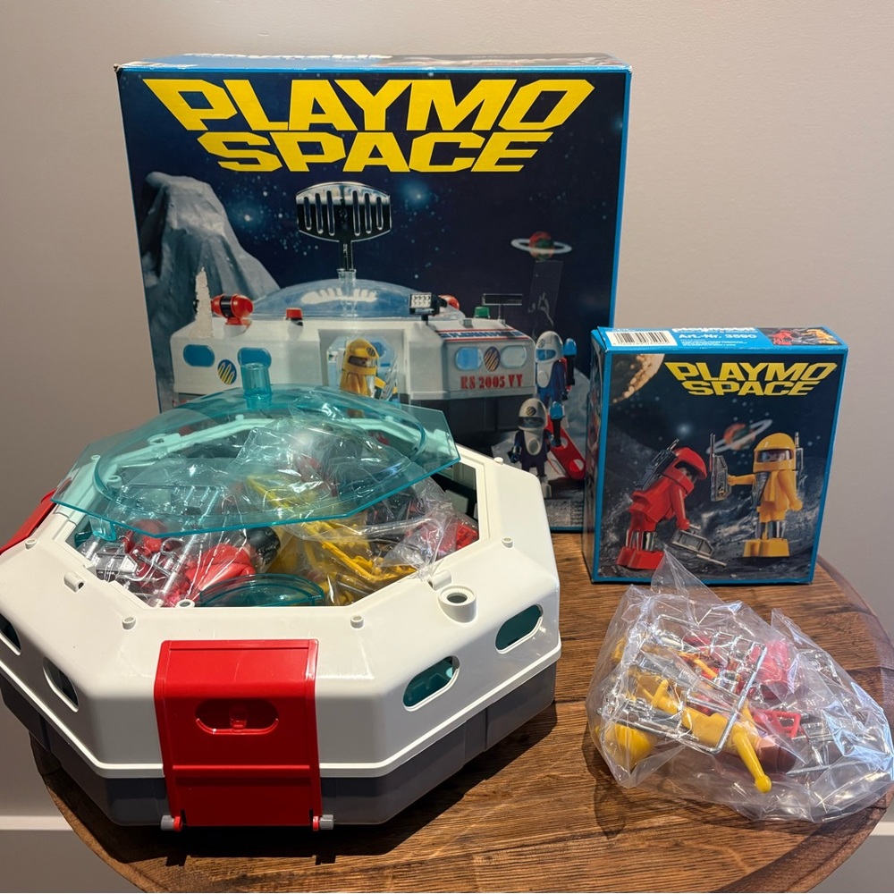 Galactic Building Set - Red, White, Blue